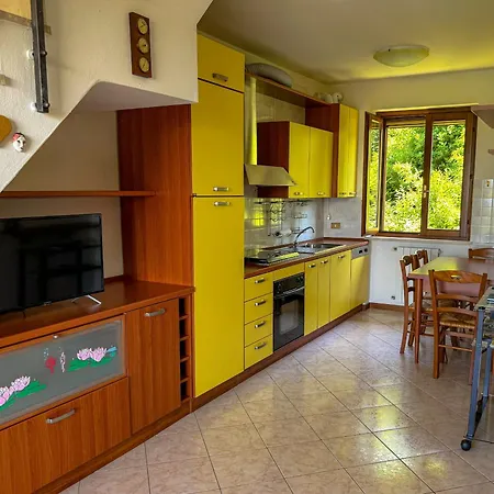Sg Family - Garda View דירה